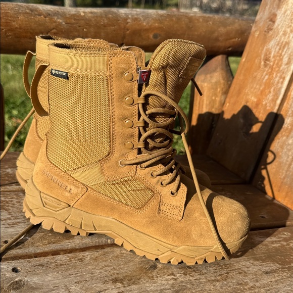 Merrell Boots - Picture 4 of 7